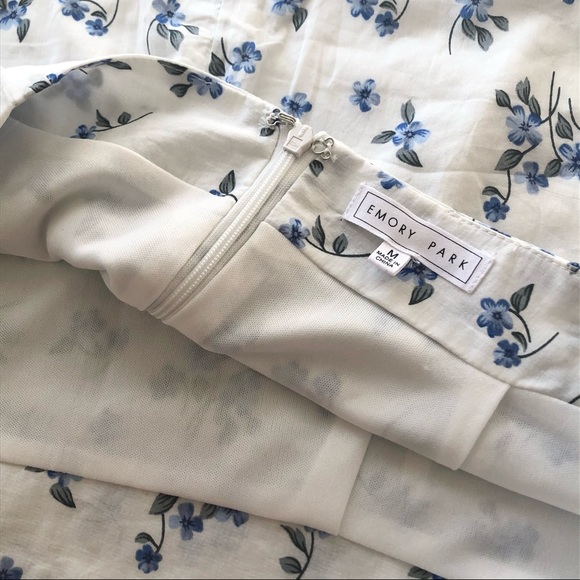 Floral white and blue Emory Park pencil skirt - Picture 4 of 5